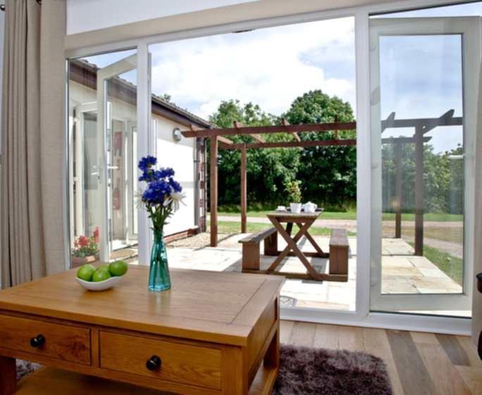 Lovely 2 Bedroom Holiday Chalet Near Сидмаут Экстерьер фото